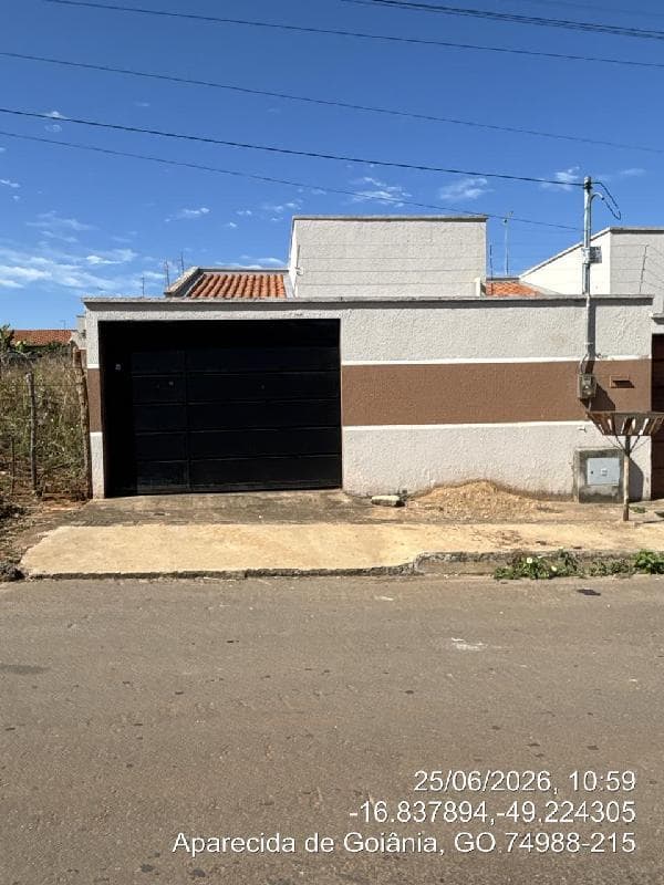 Casa em leilão em Aparecida De Goiânia - GO, bairro Nova Olinda — LOTE 076 IMOVEL