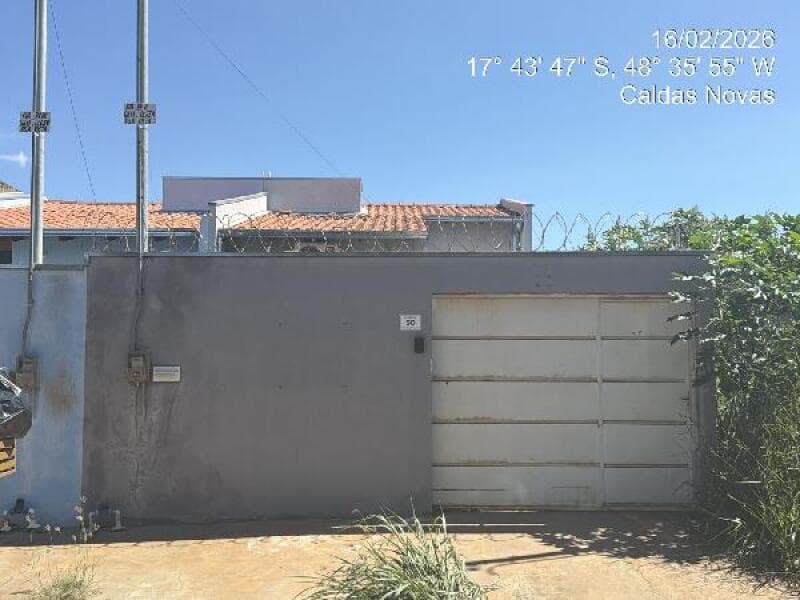 Casa em leilão em Caldas Novas - GO, bairro Bela Vista — LOTE 080 IMOVEL