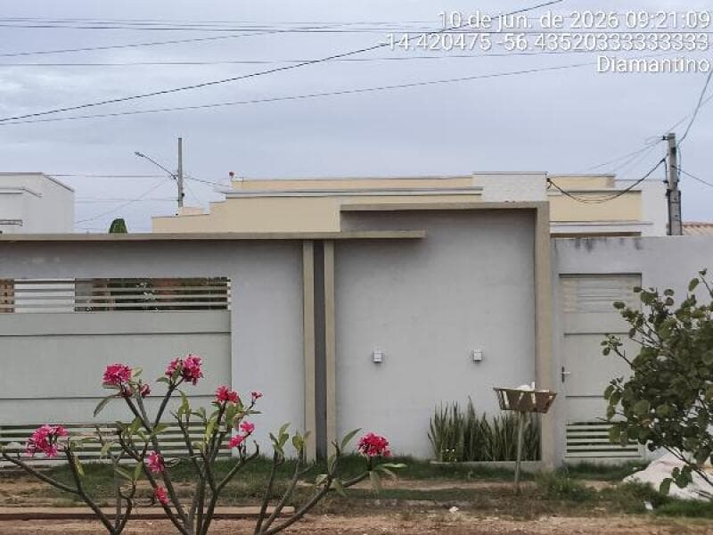 Casa em leilão em Diamantino - MT — LOTE 166 IMOVEL