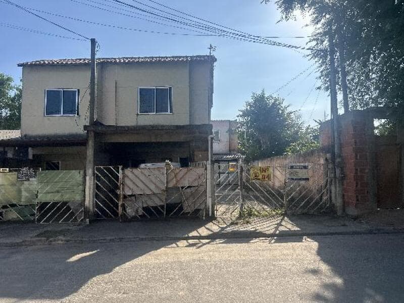 Casa em leilão em Nova Iguaçu - RJ, bairro Cabucu — LOTE 275 IMOVEL