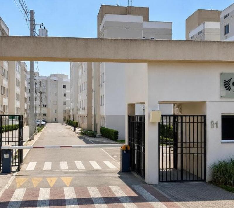 Apartamento em leilão em Rio De Janeiro - RJ, bairro Campo Grande — LOTE 306 IMOVEL