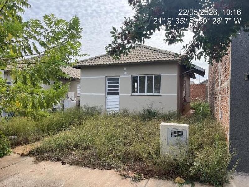 Casa em leilão em Araçatuba - SP — LOTE 438 IMOVEL