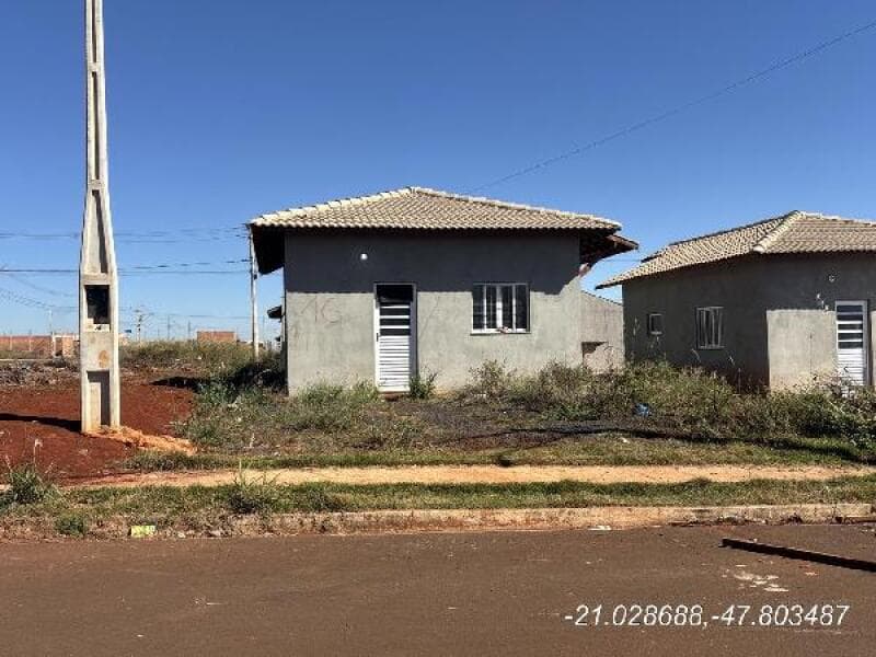 Casa em leilão em Jardinópolis - SP — LOTE 486 IMOVEL