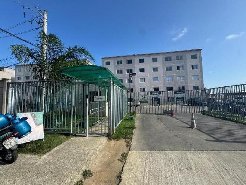 Apartamento em leilão em Salvador - BA — LOTE 038 Apartamento