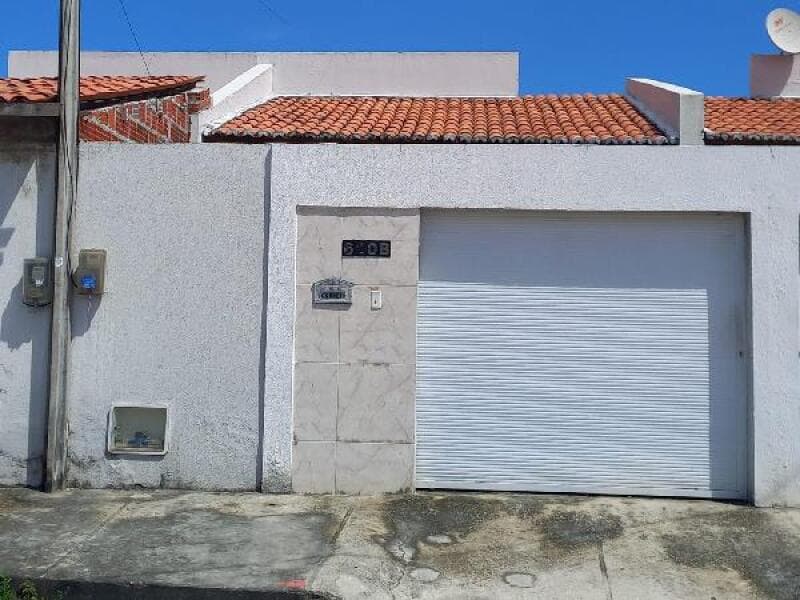 Casa em leilão em Horizonte - CE — LOTE 053 Casa