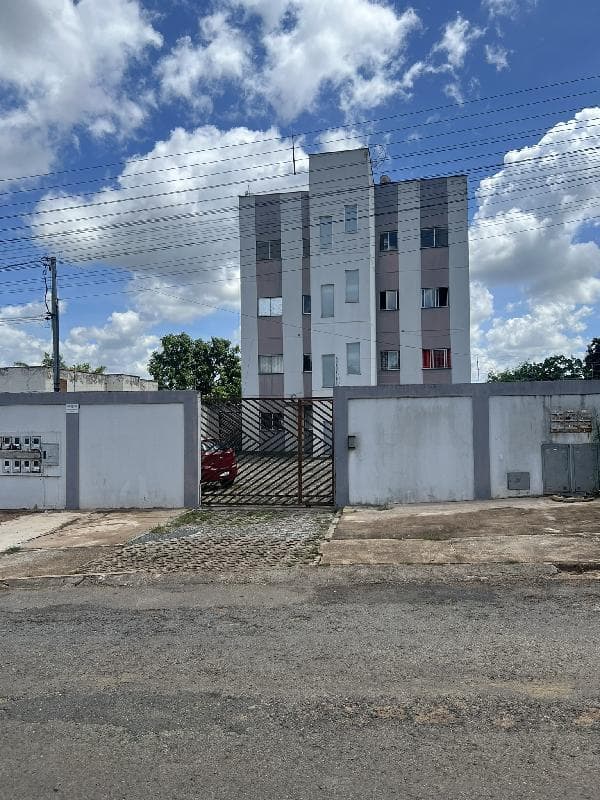 Apartamento em leilão em Luziânia - GO — LOTE 119 Apartamento