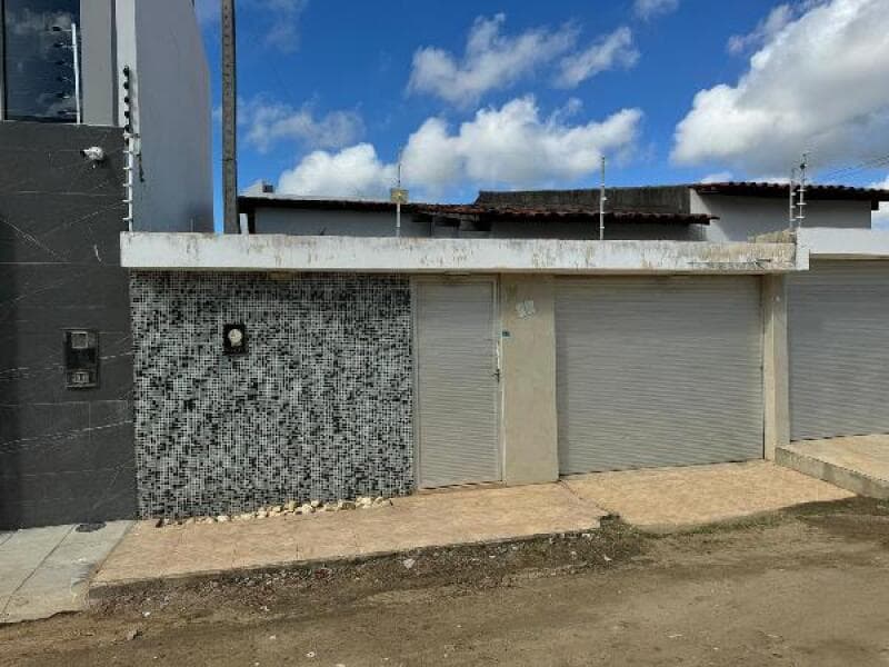 Casa em leilão em Santa Cruz Do Capibaribe - PE — LOTE 240 Casa