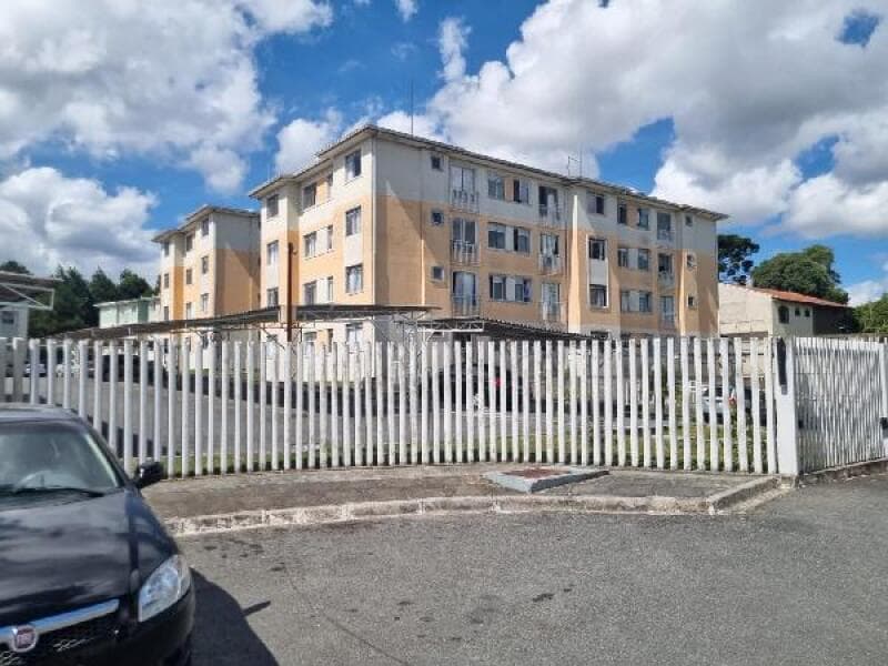 Apartamento em leilão em Araucária - PR — LOTE 251 Apartamento