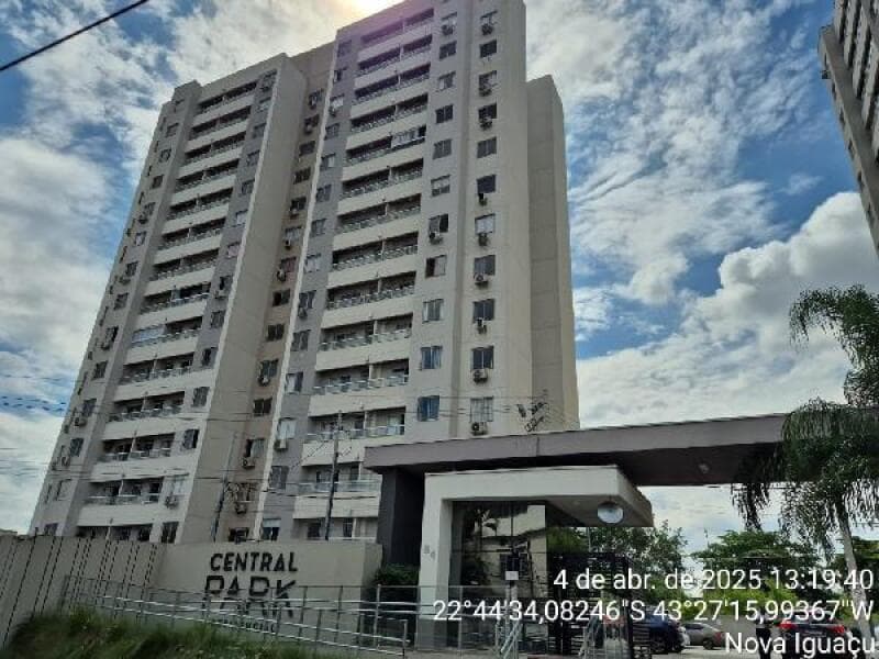 Apartamento em leilão em Nova Iguaçu - RJ — LOTE 300 Apartamento