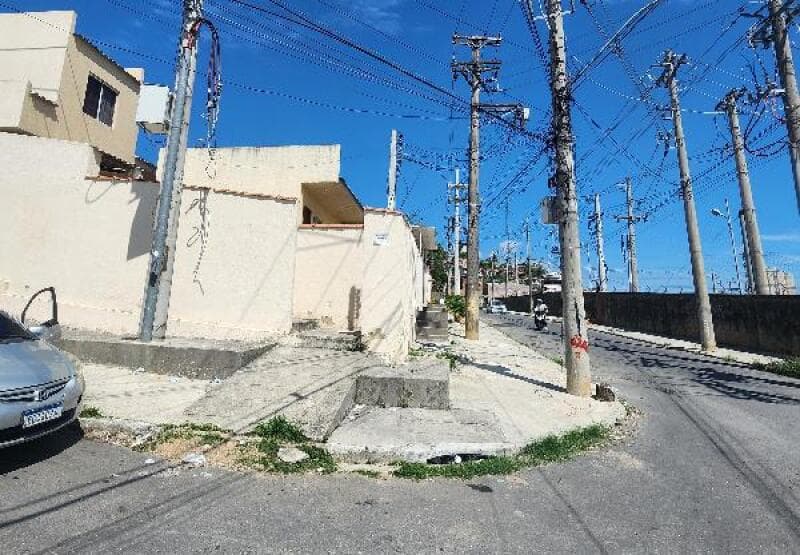 Casa em leilão em São Gonçalo - RJ — LOTE 341 Casa