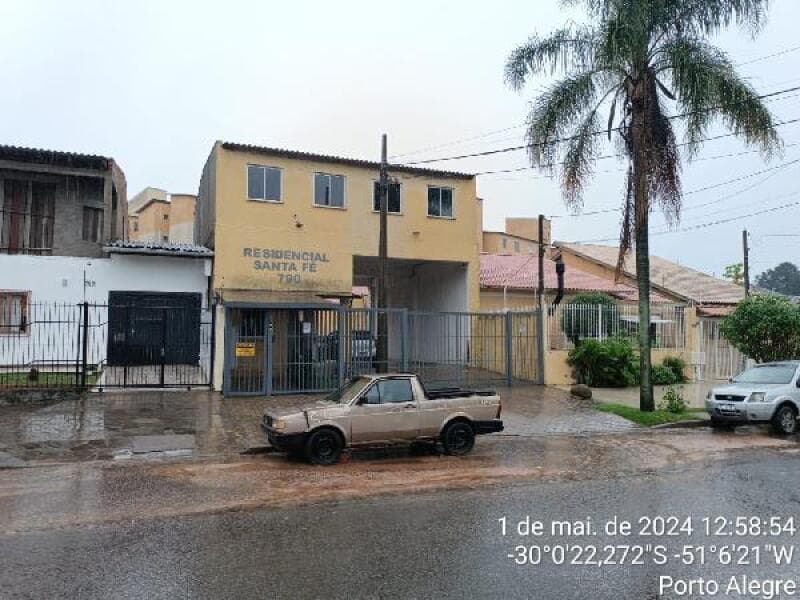 Apartamento em leilão em Porto Alegre - RS — LOTE 413 Apartamento