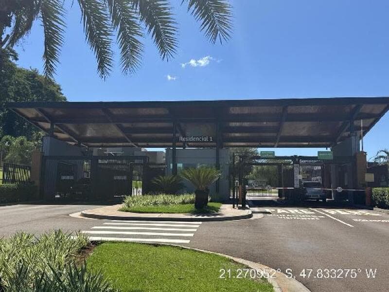 Casa em leilão em Ribeirão Preto - SP — LOTE 522 Casa