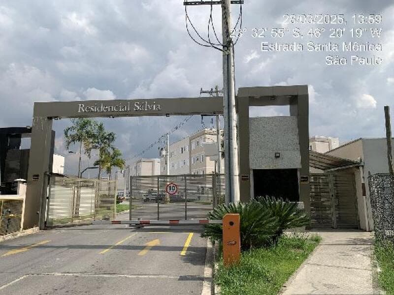 Apartamento em leilão em Suzano - SP — LOTE 578 Apartamento