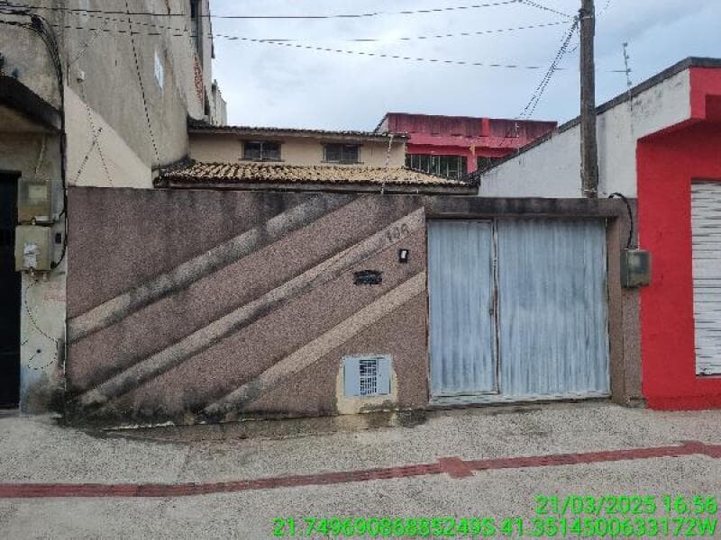 Casa em leilão em Campos Dos Goytacazes - RJ — LOTE 024 Casa