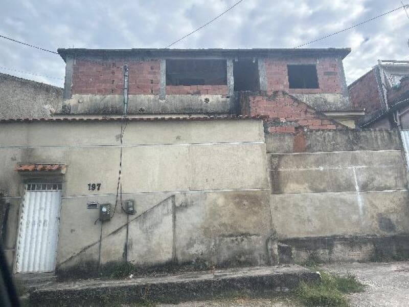 Casa em leilão em São Gonçalo - RJ — LOTE 071 Casa