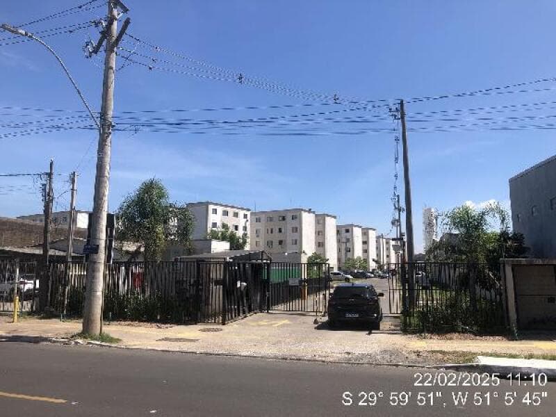 Apartamento em leilão em Porto Alegre - RS — LOTE 425 Apartamento