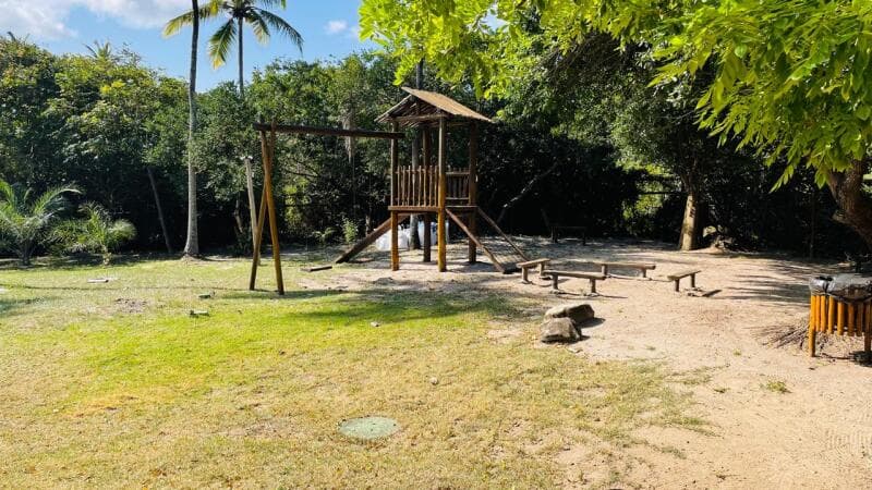 Foto 21 de 27: Casa em leilão em Mata De São João - BA — LOTE 001 Condomínio Casa Amarela Imbassaí Residence