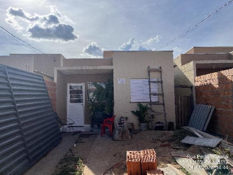 Casa em leilão em Várzea Grande - MT, bairro Paiaguas — LOTE 190 LOTEAMENTO PARQUE PAIAGUAS