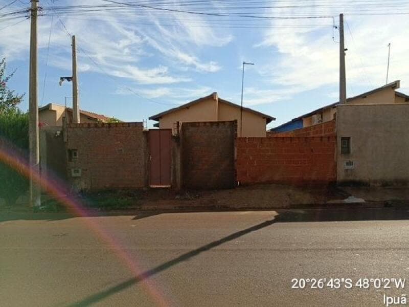 Casa em leilão em Ipuã - SP, bairro Pampua — LOTE 499 RES E COM ITAPUA