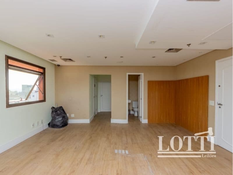 Imóvel em leilão em São Paulo - SP — LOTE 001 Imóvel em Higienópolis