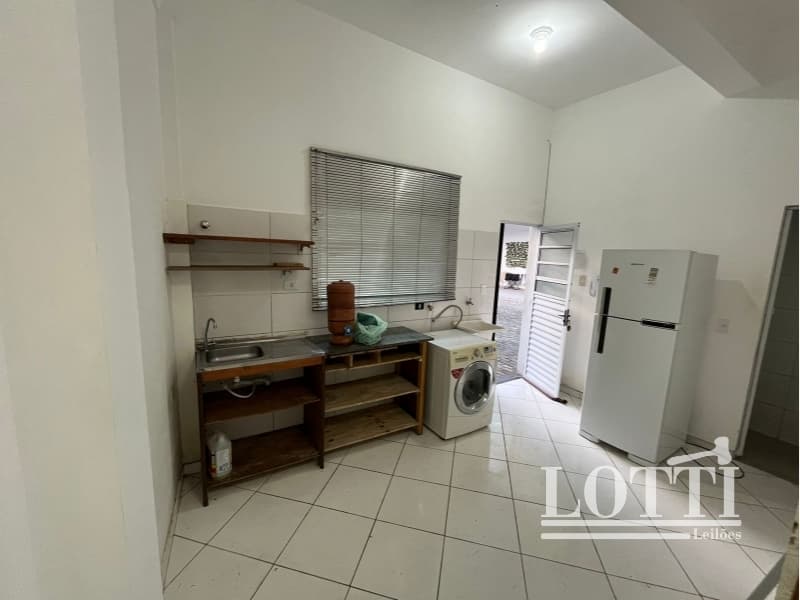 Foto 30 de 51: Comercial em leilão em São Paulo - SP — LOTE 001 Prédio Residencial