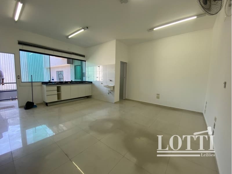 Foto 36 de 51: Comercial em leilão em São Paulo - SP — LOTE 001 Prédio Residencial
