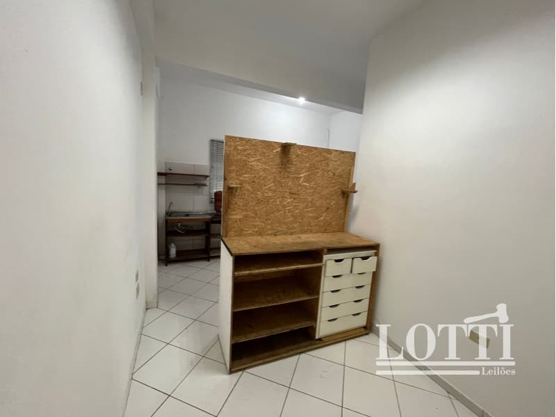 Foto 14 de 51: Comercial em leilão em São Paulo - SP, bairro Jardim Seckler — LOTE 001 Prédio Residencial