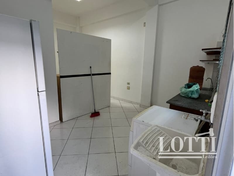 Foto 19 de 51: Comercial em leilão em São Paulo - SP, bairro Jardim Seckler — LOTE 001 Prédio Residencial