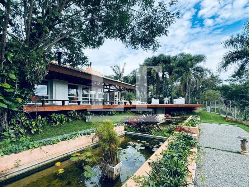 Foto 5 de 14: Casa em leilão em Ibiúna - SP, bairro Recreio — LOTE 001 Casa - 1600m² - São Roque/SP