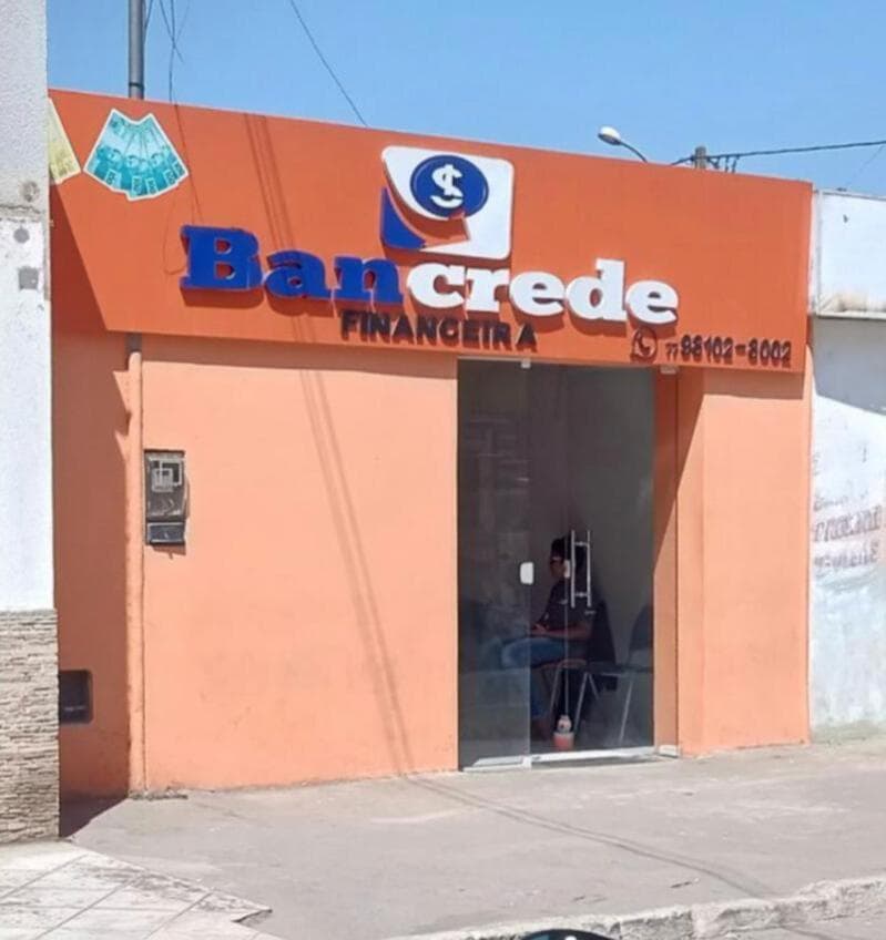 Foto 3 de 5: Terreno em leilão em Cândido Sales - BA — LOTE 001 UM LOTE DE TERRENO SITUADO Á RUA RIO BRANCO, MEDINDO 26X30, ÁREA CONSTRUÍDA COM 06 (SEIS) C