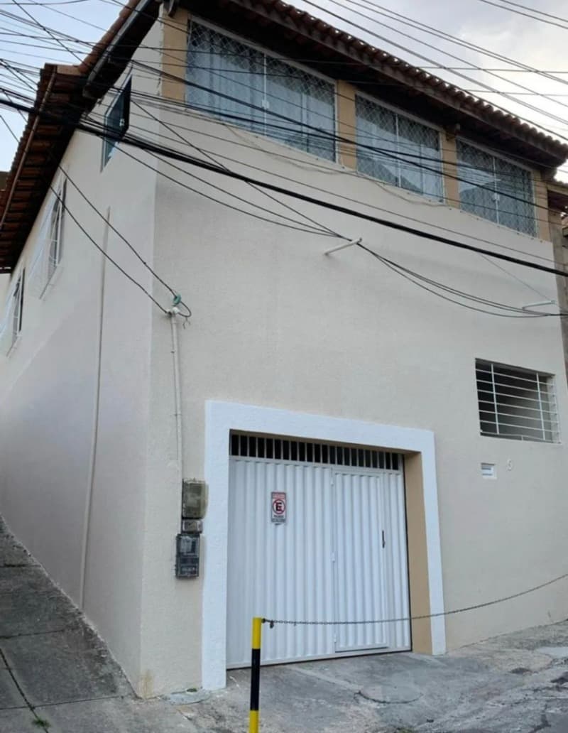 Foto 10 de 10: Casa em leilão em Lauro De Freitas - BA, bairro Vila Praiana — LOTE 001 CASA TÉRREA, SALA, COZINHA, BANHEIRO, ARÉA DE SERVIÇO,GARAGEM, 1/4 - VILA PRAIANA, LAURO DE