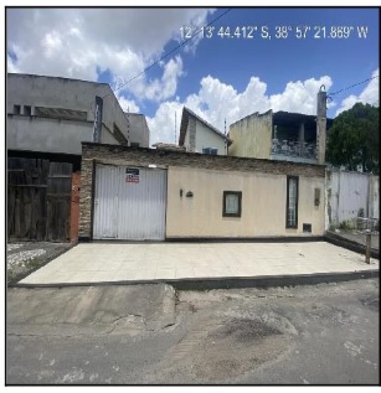 Casa em leilão em Feira De Santana - BA, bairro Morada do Bosque — LOTE 017 Casa