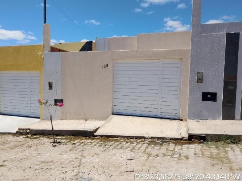 Casa em leilão em Jeremoabo - BA, bairro Centro — LOTE 026 Casa