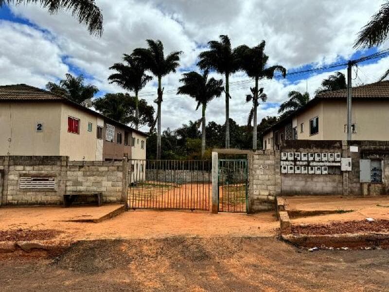 Apartamento em leilão em Cidade Ocidental - GO, bairro Parque Napolis — LOTE 080 Apartamento