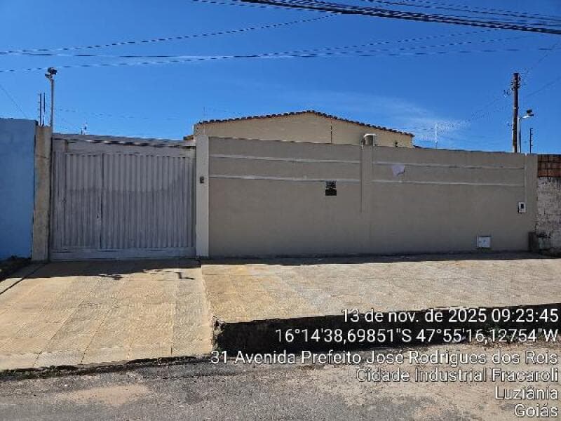 Casa em leilão em Luziânia - GO, bairro Parque estrela dalva vii — LOTE 098 Casa