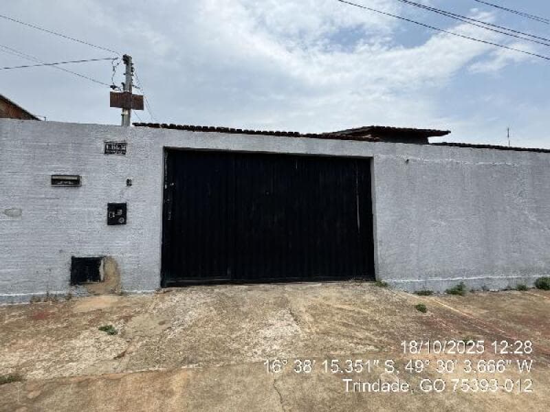 Casa em leilão em Trindade - GO, bairro Setor Monte Sinai — LOTE 116 Casa