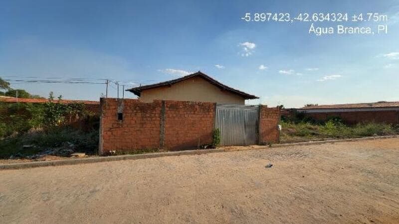 Casa em leilão em Água Branca - PI, bairro Loteamento Galileia — LOTE 230 Casa