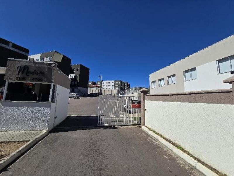 Apartamento em leilão em Campo Largo - PR, bairro Bom Jesus — LOTE 245 Apartamento