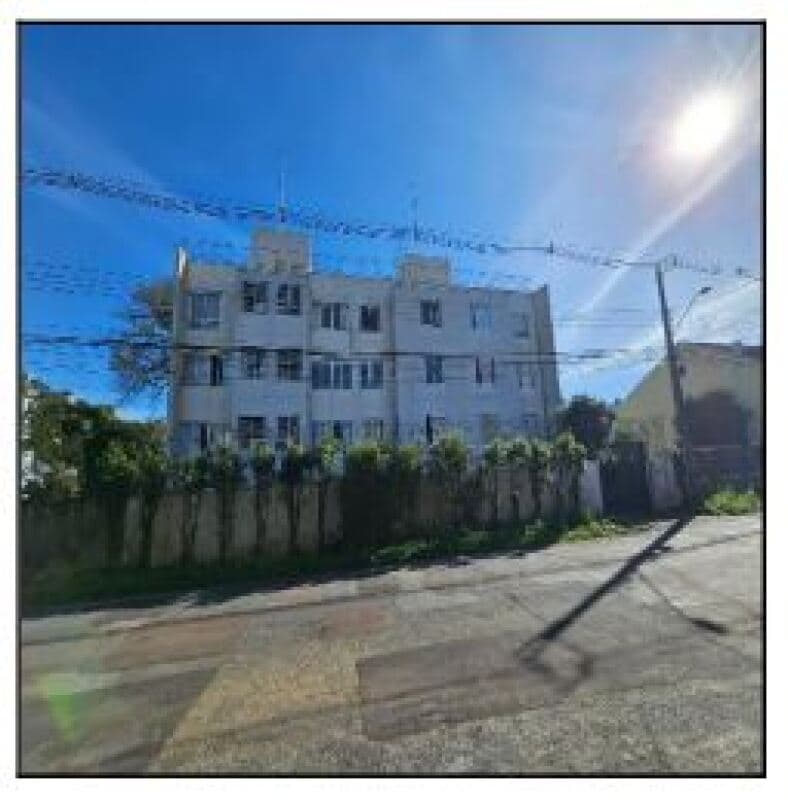 Apartamento em leilão em Curitiba - PR, bairro Campina do Siqueira — LOTE 252 Apartamento