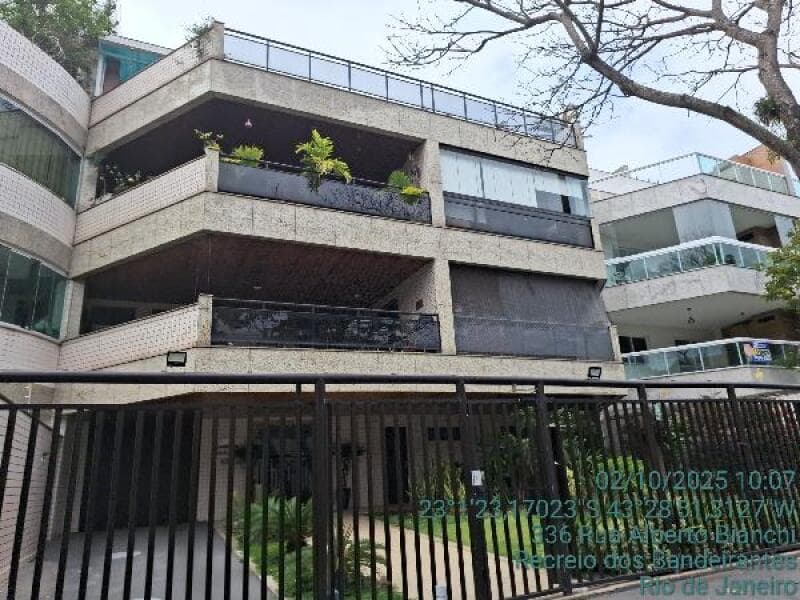 Apartamento em leilão em Rio De Janeiro - RJ, bairro Recreio dos Bandeirantes — LOTE 345 Apartamento