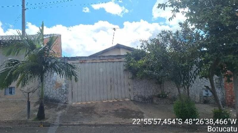 Casa em leilão em Botucatu - SP, bairro Jardim do Bosque — LOTE 468 Casa
