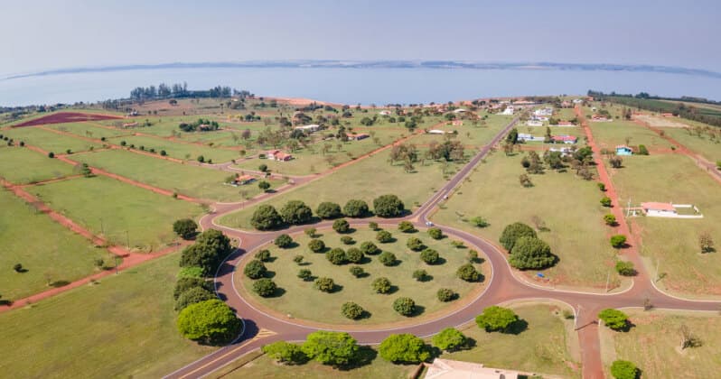 Foto 1 de 13: Terreno em leilão em Arandu - SP — LOTE 001 TERRENO COM 360 m² NA RIVIEIRA DE SANTA CRISTINA – IV EM ARANDÚ/SP