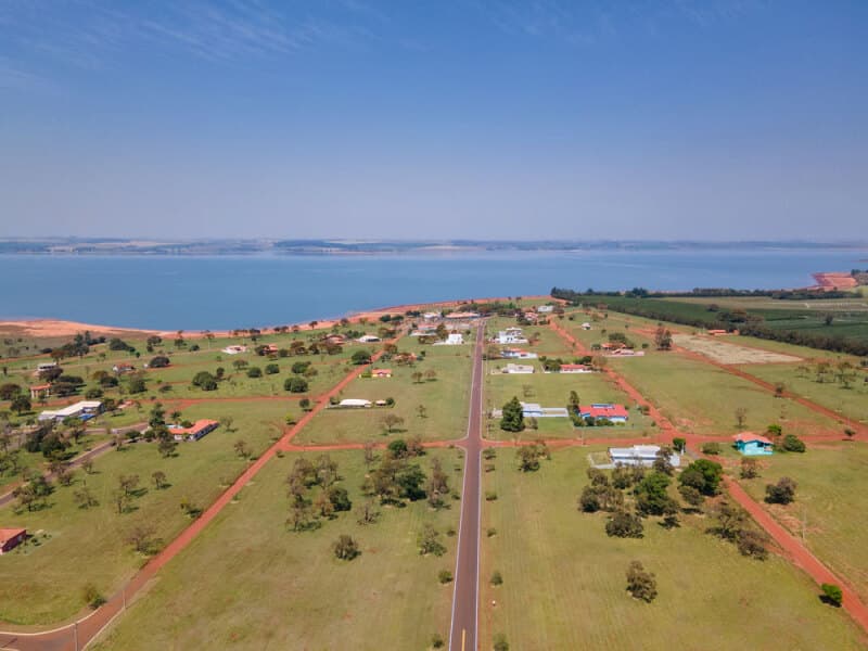Foto 8 de 13: Terreno em leilão em Arandu - SP — LOTE 001 TERRENO COM 360 m² NA RIVIEIRA DE SANTA CRISTINA – IV EM ARANDÚ/SP
