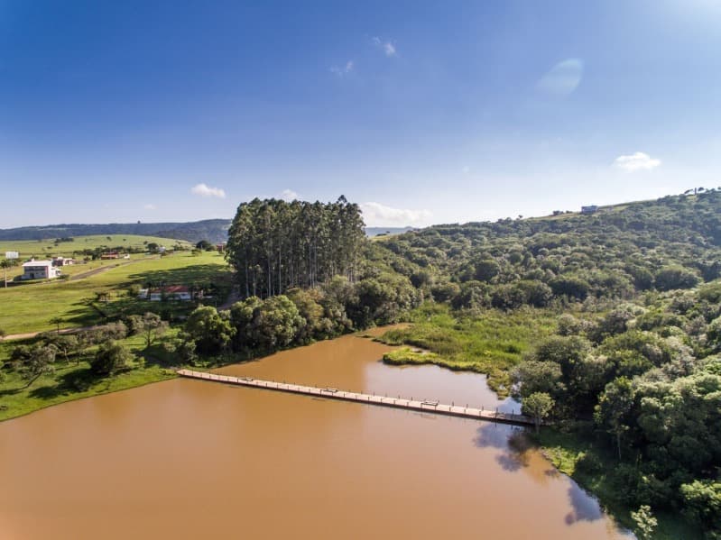 Foto 18 de 18: Terreno em leilão em Pardinho - SP — LOTE 001 (DIREITOS AQUISITIVOS) TERRENO COM 450 m² NO NINHO VERDE – GLEBA II EM PARDINHO/SP