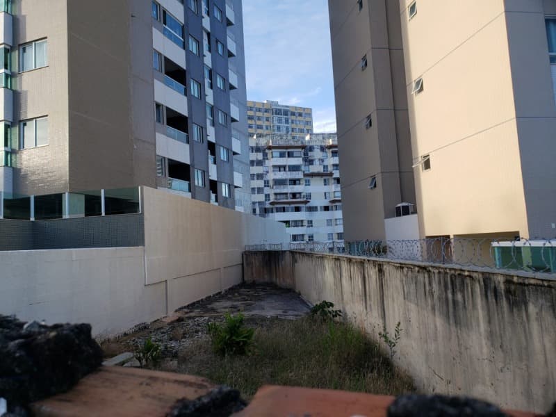 Foto 2 de 8: Terreno em leilão em Salvador - BA — LOTE 001 IMÓVEL - RIO VERMELHO / BA