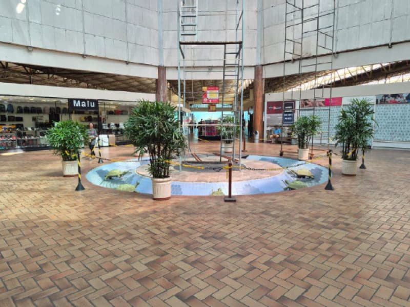 Foto 1 de 13: Comercial em leilão em Natal - RN, bairro Lagoa Nova — LOTE 001 Instalações para Shopping, com 14.287,00m² de construção, terreno c/ 35.638,00m², Av. Senad