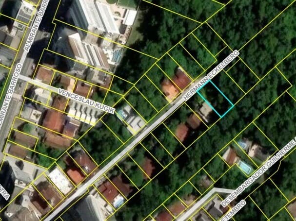 Terreno em leilão em Blumenau - SC, bairro Vila Nova — LOTE 002 Terreno com 528,35m2 no bairro Vila Nova (Blumenau/SC)