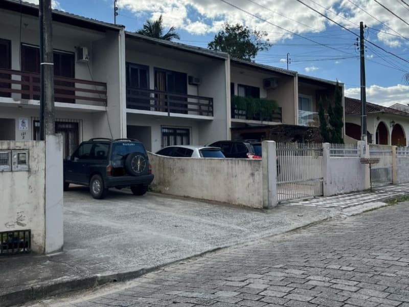 Apartamento em leilão em Blumenau - SC, bairro Itoupava Norte — LOTE 001 Apartamento em Blumenau/SC contendo a área privativa de 126,3488m2