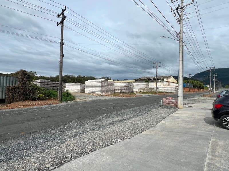 Foto 3 de 4: Terreno em leilão em Joinville - SC, bairro Pirabeiraba — LOTE 001 TERRENO NA ZONA INDUSTRIAL NORTE CONTENDO 4.285,50m²