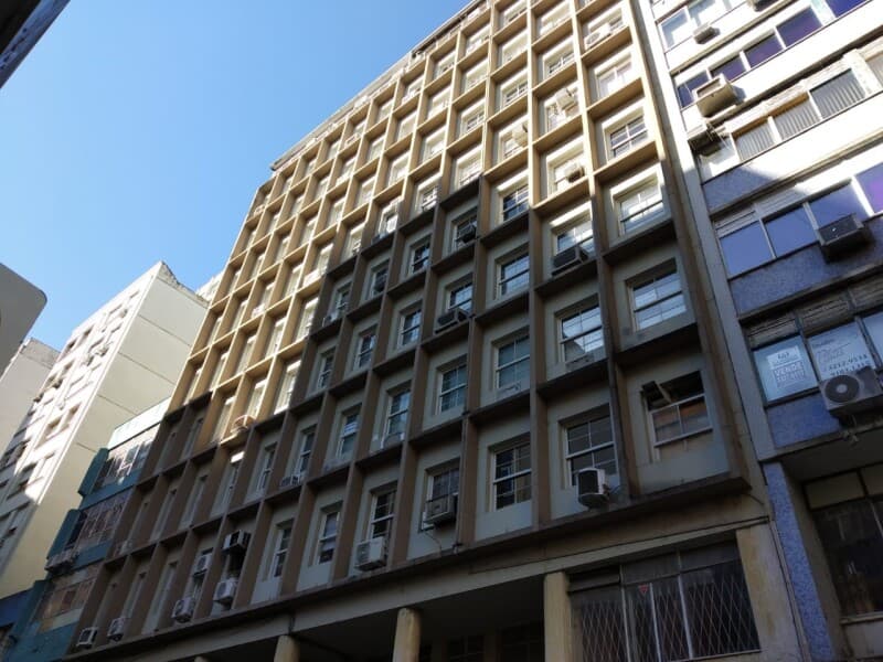 Foto 6 de 6: Comercial em leilão em Porto Alegre - RS — LOTE 001 CONJUNTO (DESOCUPADO) NO BAIRRO CENTRO